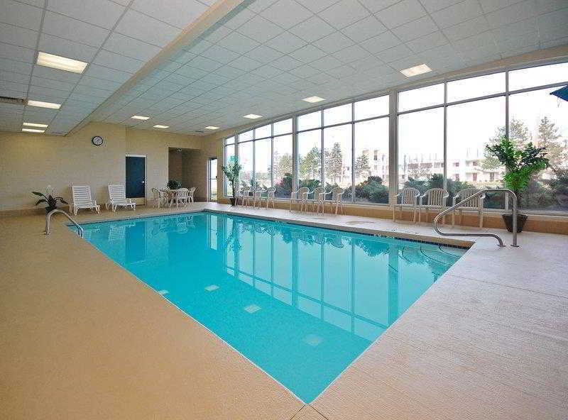 Best Western Airport Inn & Suites Cleveland Brook Park Facilidades foto