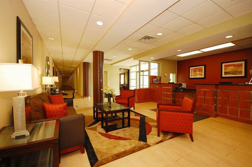 Best Western Airport Inn & Suites Cleveland Brook Park Exterior foto