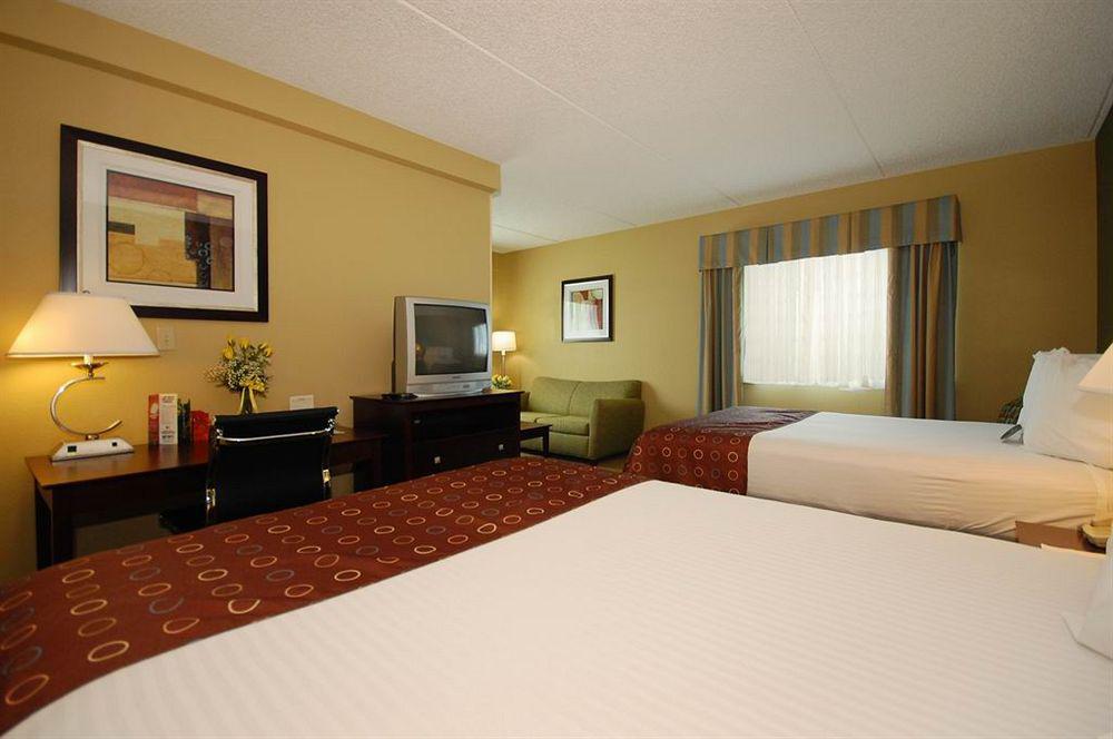 Best Western Airport Inn & Suites Cleveland Brook Park Habitación foto